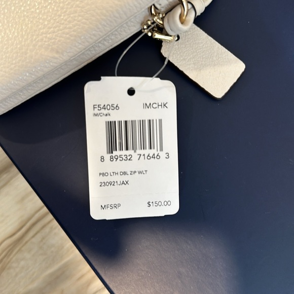 Coach Double Zip Wristlet - Picture 4 of 4